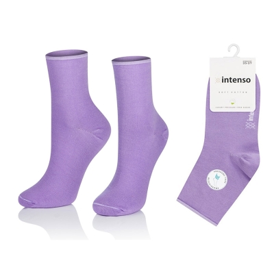 Intenso beztlakové bavlněné vysoké dámské ponožky - fialové