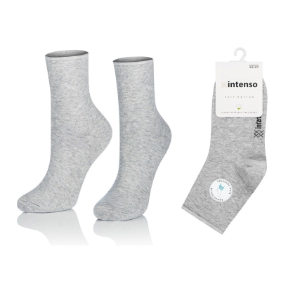 Intenso beztlakové bavlněné vysoké dámské ponožky - světle šedé žíhané