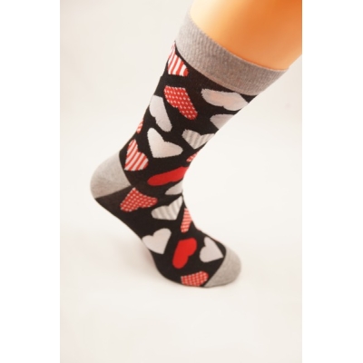 Milena pánské vysoké ponožky Srdce se vzory - černé