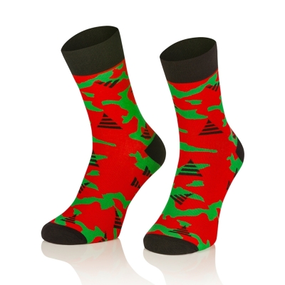 Intenso vysoké veselé ponožky Vánoční maskáč - červené